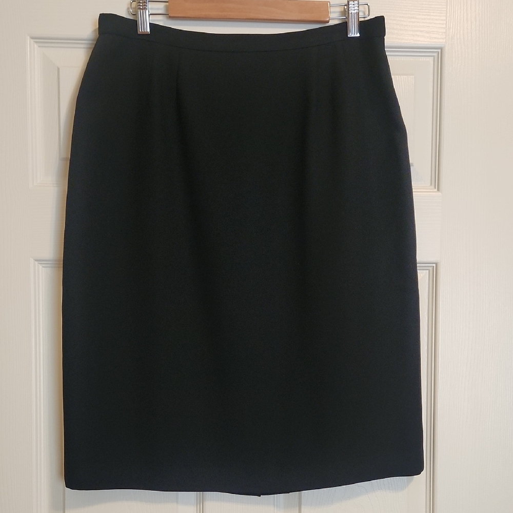 Kasper & Co ASL Black Skirt, Like New, 14